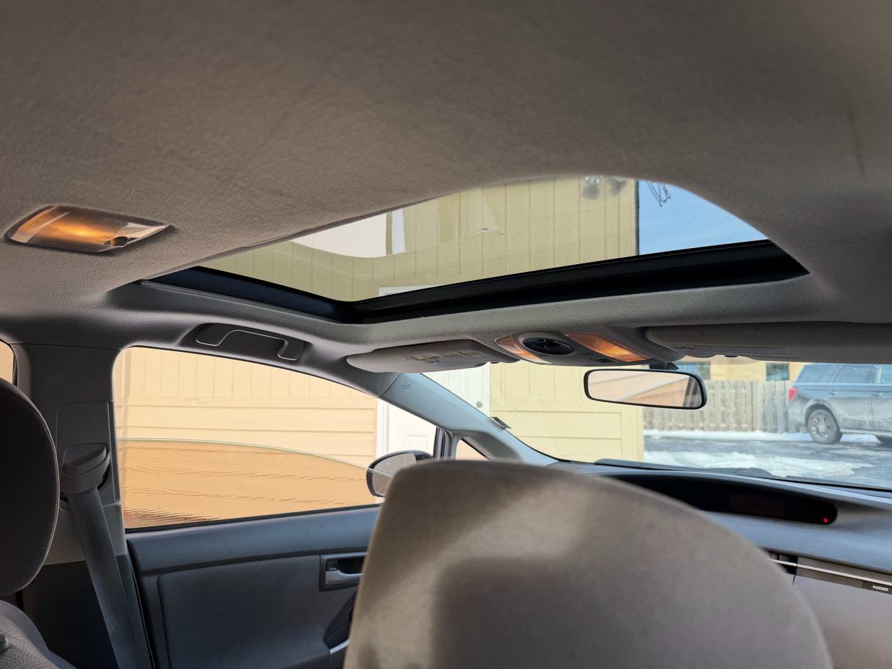 Toyota Prius Prius V 2010