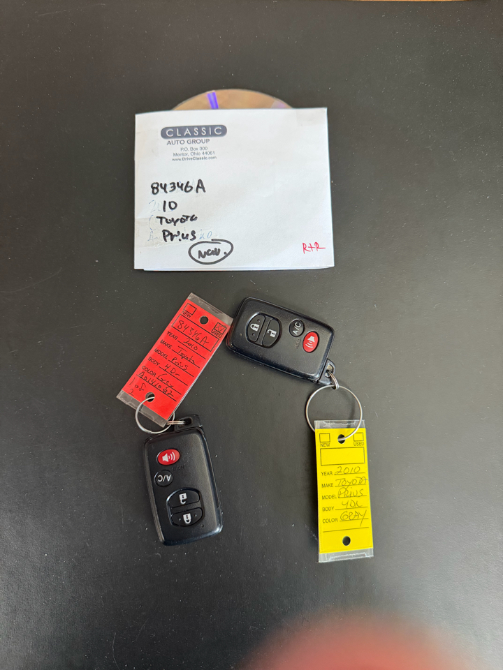 Toyota Prius Prius V 2010