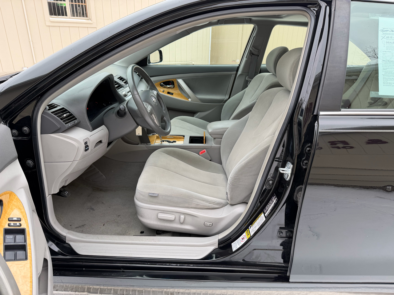 Toyota Camry XLE 4D Sedan 2007