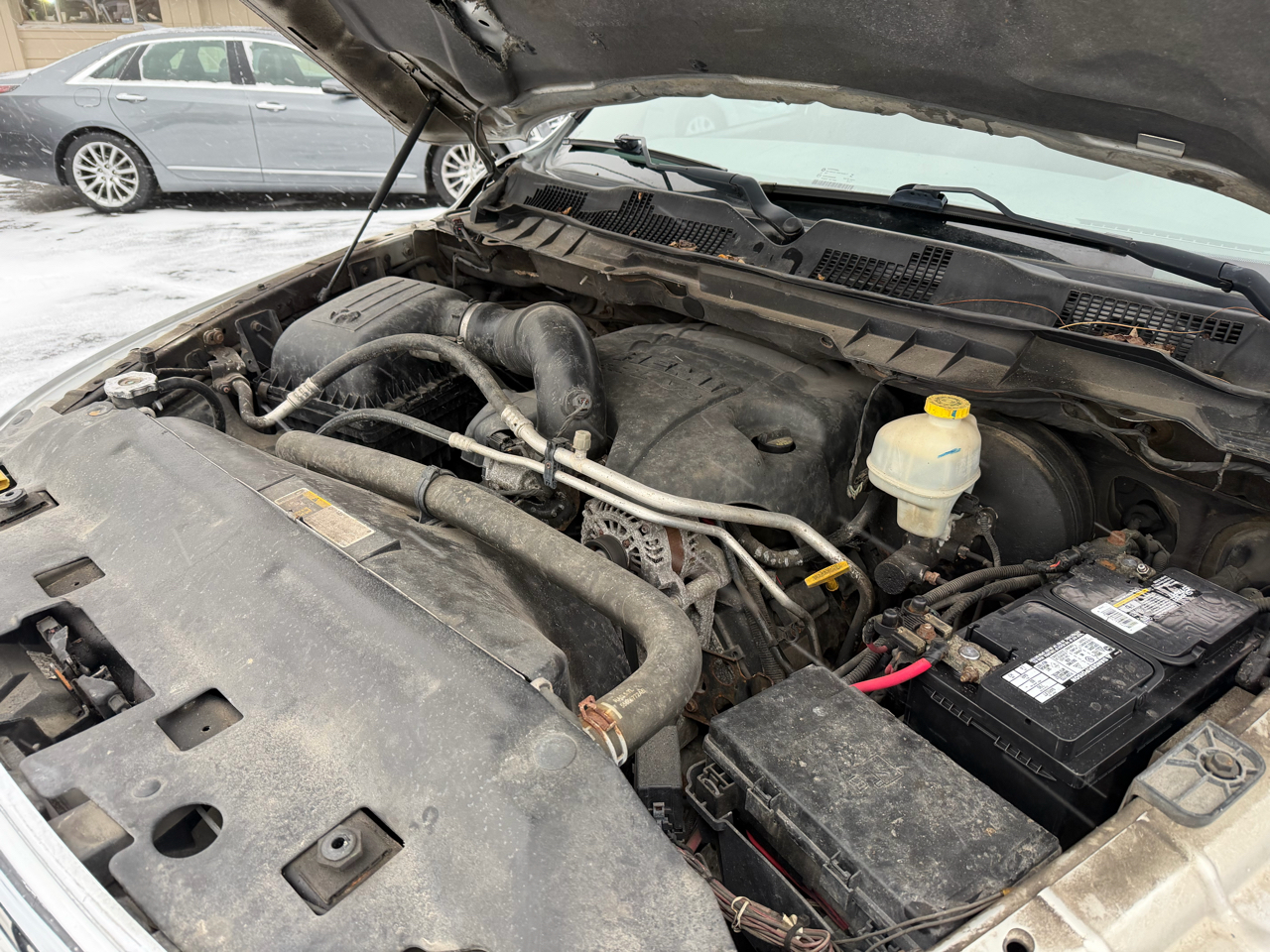 RAM 1500 Lone Star Crew Cab SB 4WD 2015