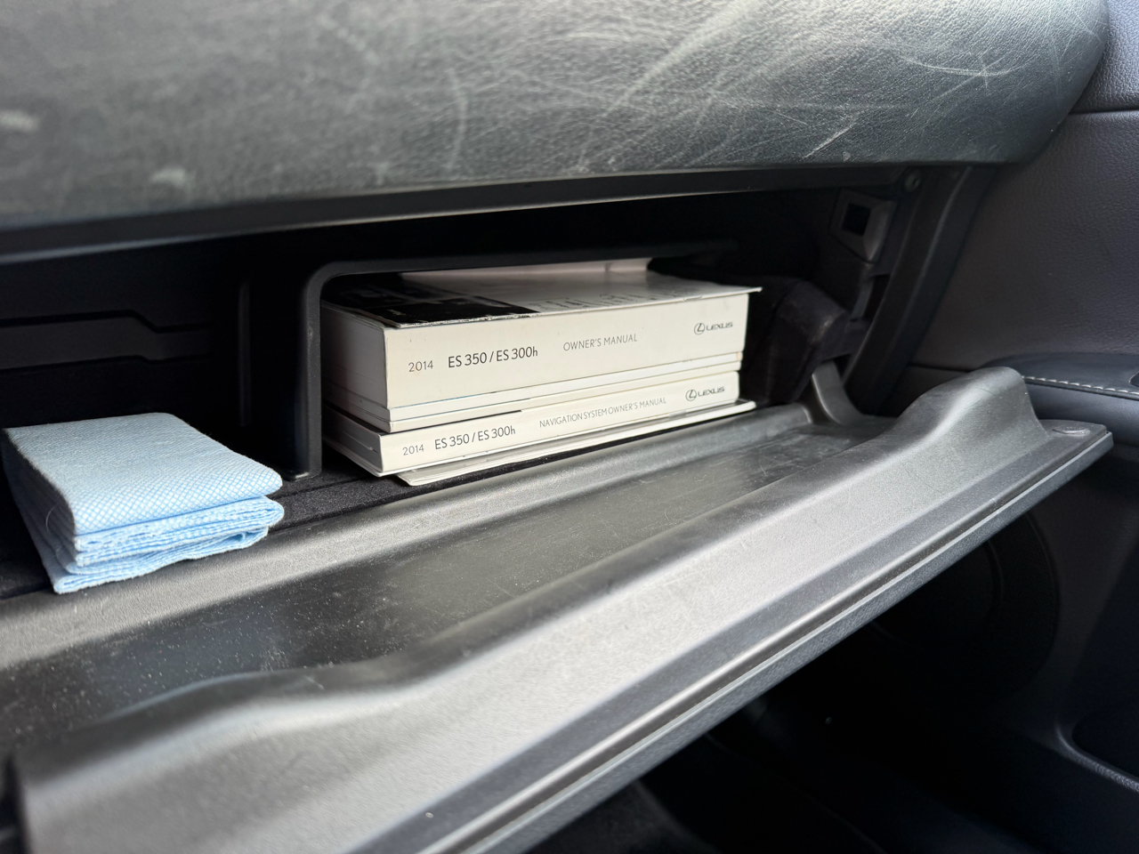 Lexus ES 350 Sedan 2014