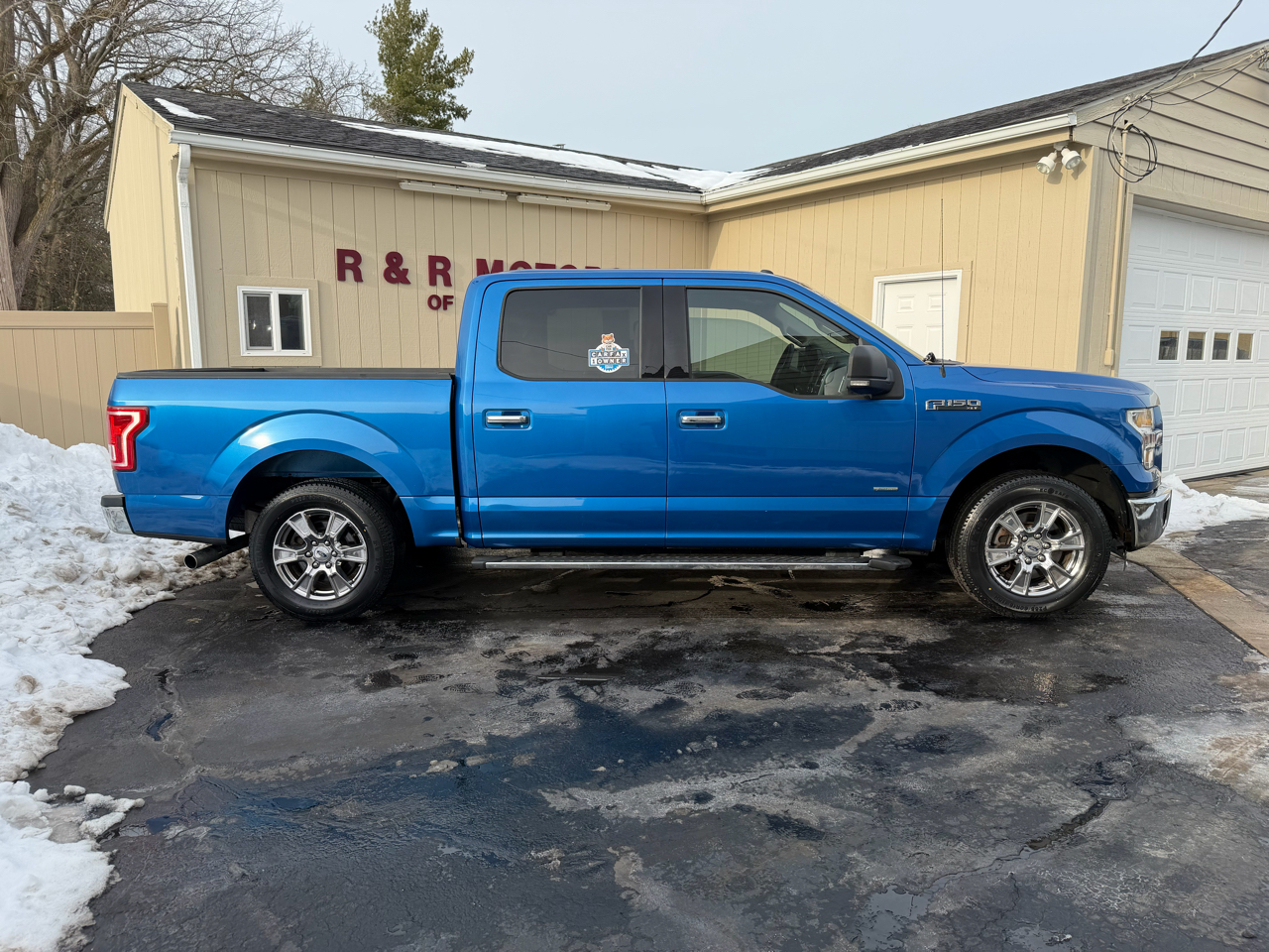 Ford F-150 XLT 2WD SuperCrew 5.5' Box 2015
