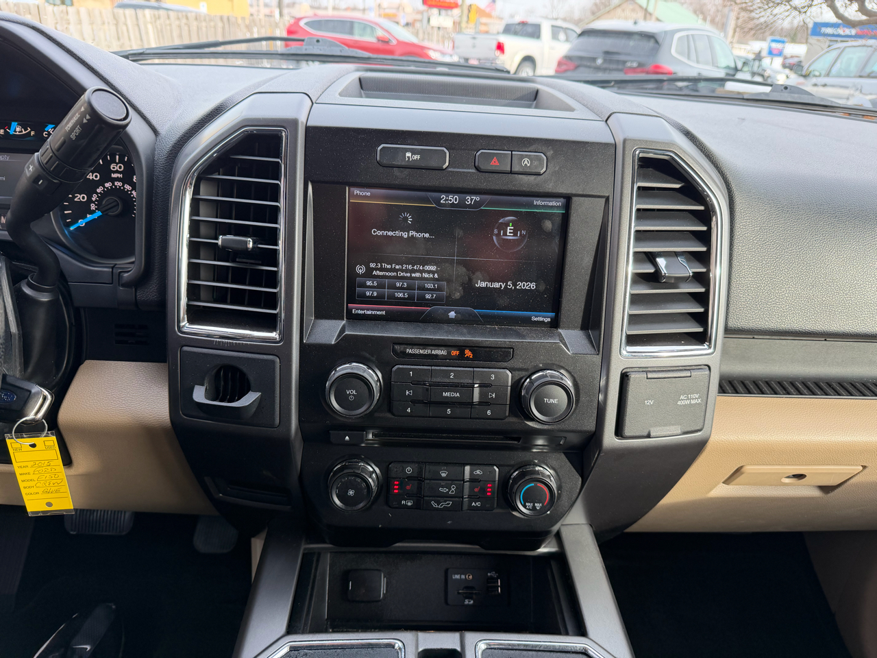 Ford F-150 XLT 2WD SuperCrew 5.5' Box 2015