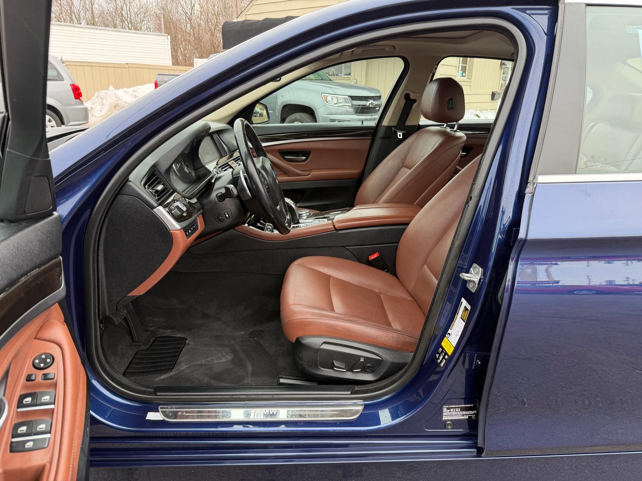 BMW 5-Series 535i xDrive 2016