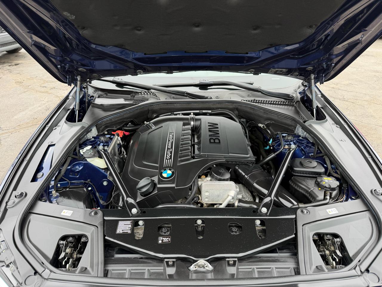 BMW 5-Series 535i xDrive 2016