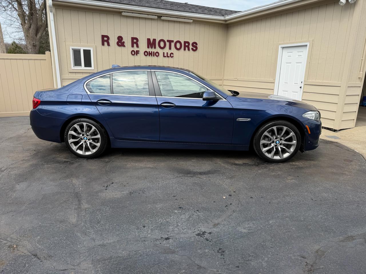 BMW 5-Series 535i xDrive 2016