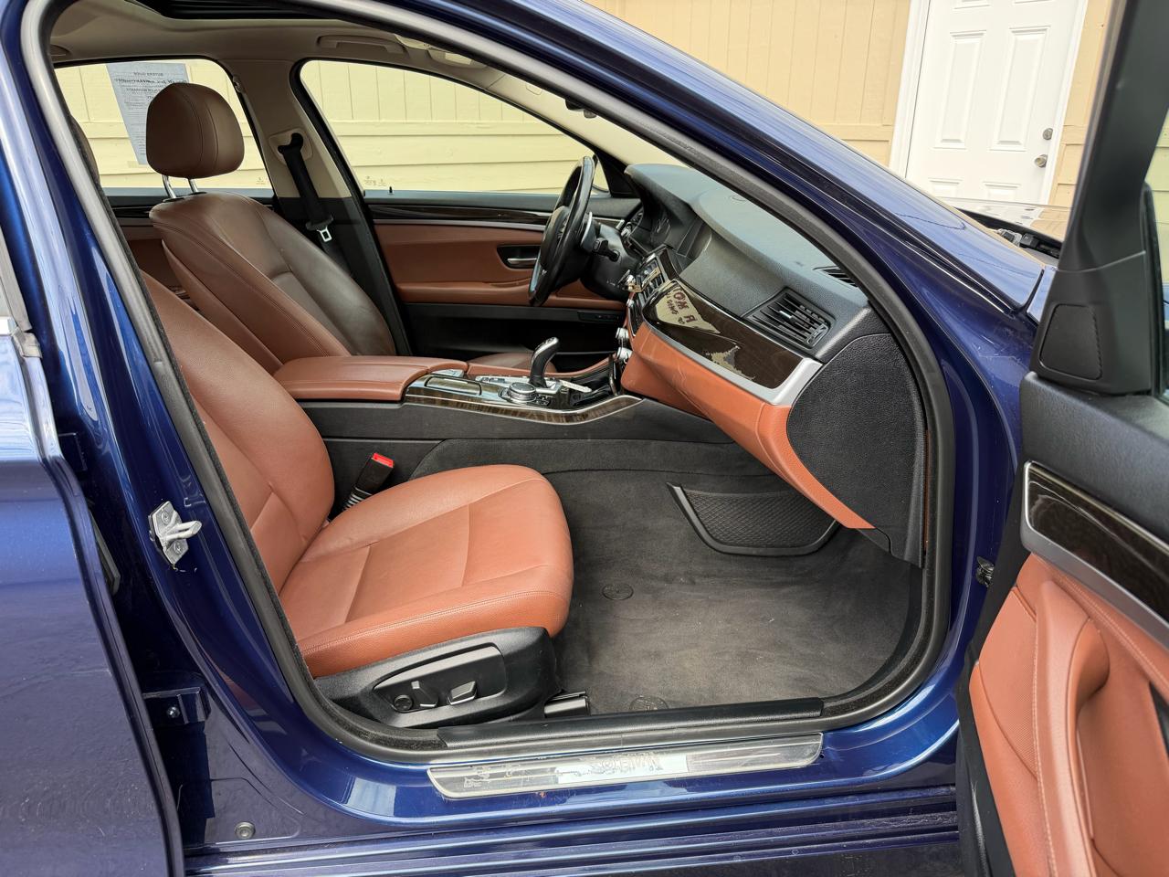 BMW 5-Series 535i xDrive 2016