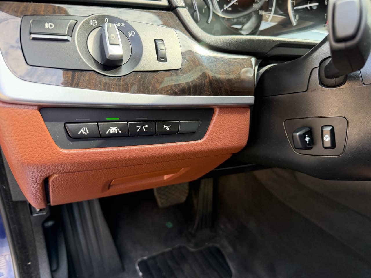 BMW 5-Series 535i xDrive 2016