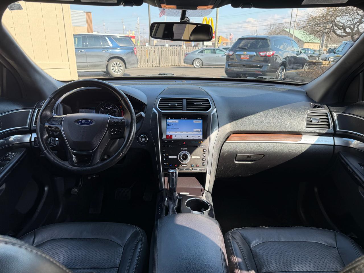 Ford Explorer Limited 4WD 2017