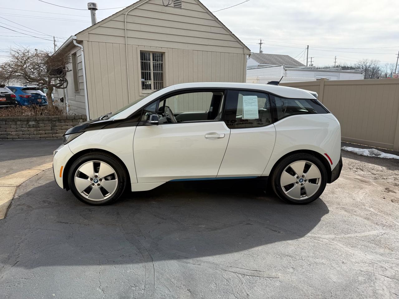 BMW i3 Base w/Range Extender 2015