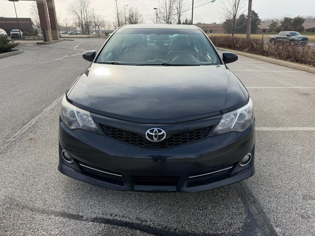 Toyota Camry SE 4D Sedan 2012