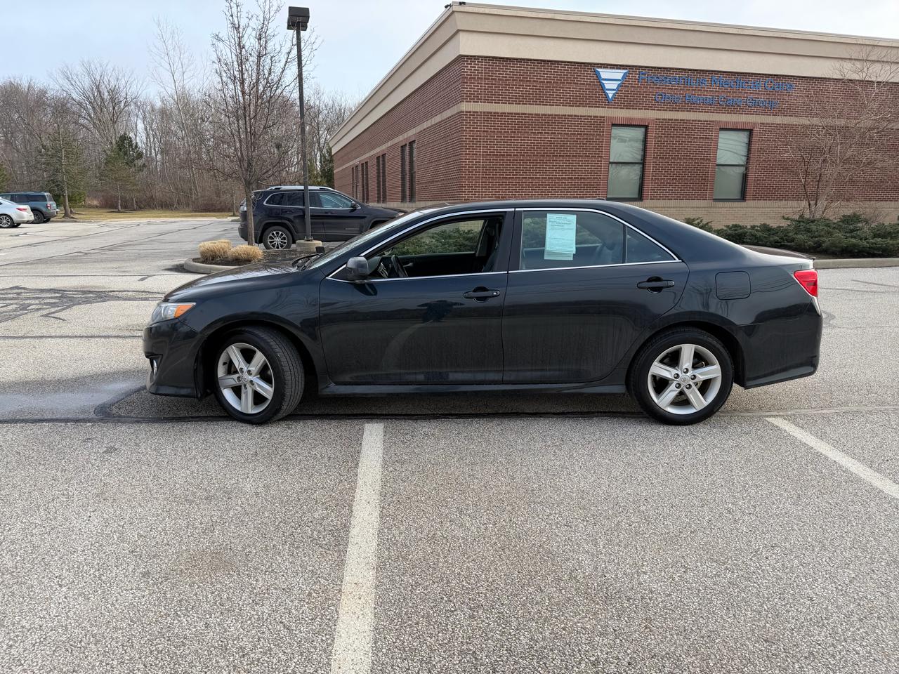Toyota Camry SE 4D Sedan 2012