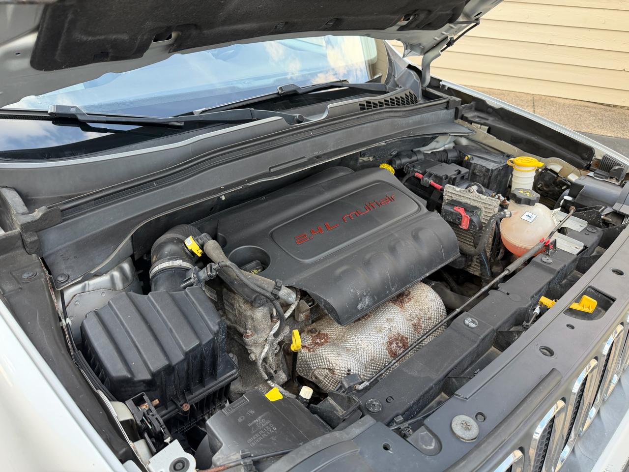 Jeep Renegade Latitude 4D SUV FWD 2015