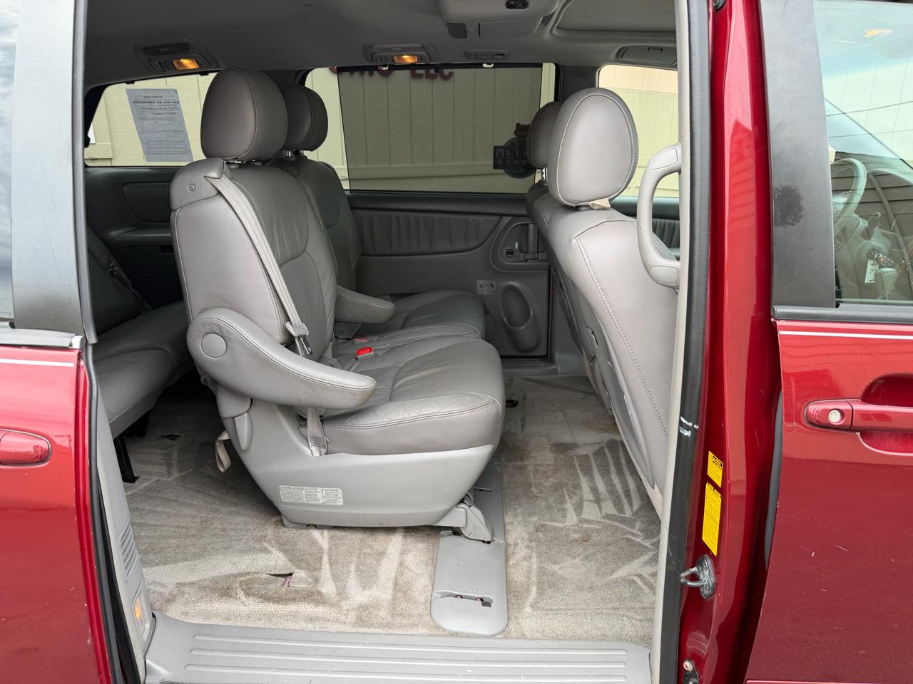 Toyota Sienna XLE Limited FWD 2008