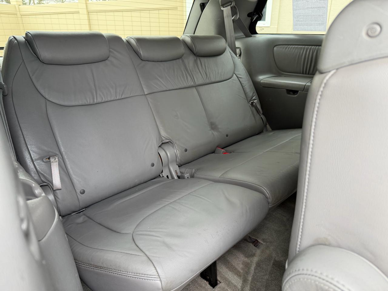 Toyota Sienna XLE Limited FWD 2008