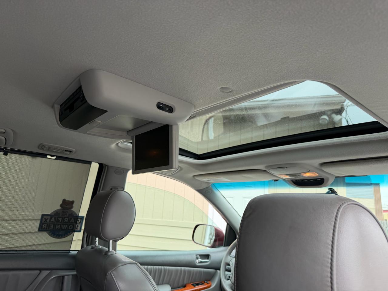 Toyota Sienna XLE Limited FWD 2008