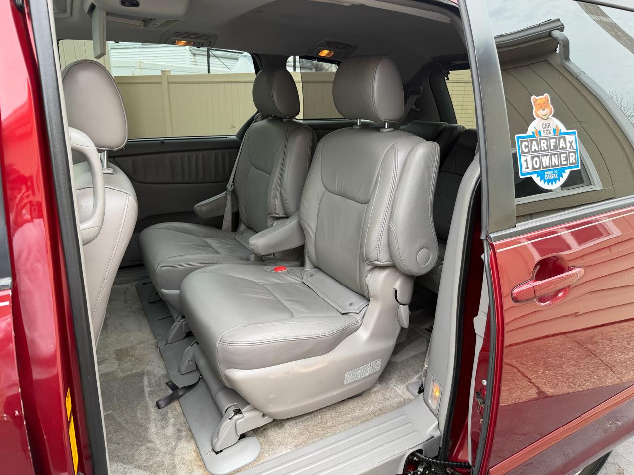 Toyota Sienna XLE Limited FWD 2008