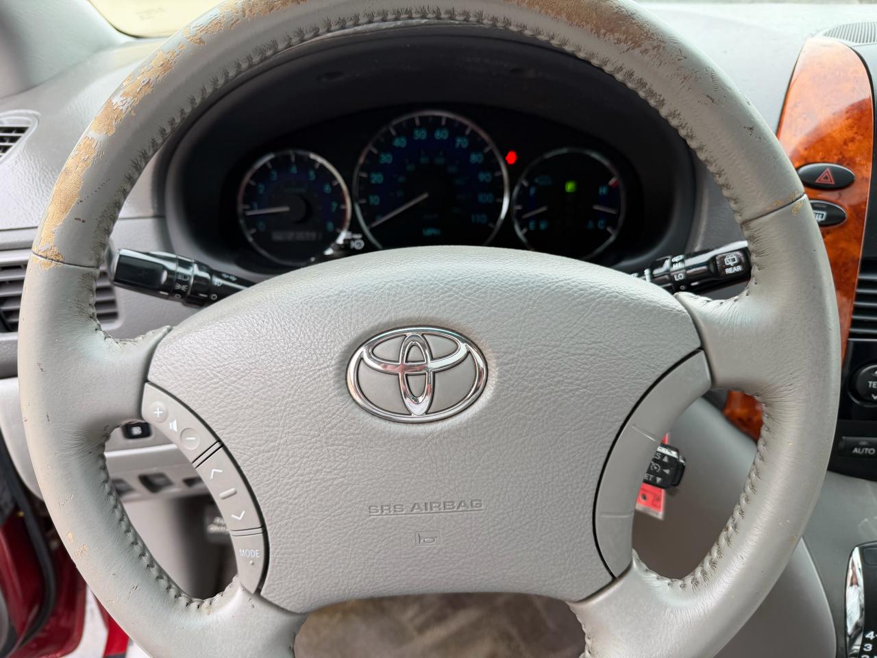 Toyota Sienna XLE Limited FWD 2008