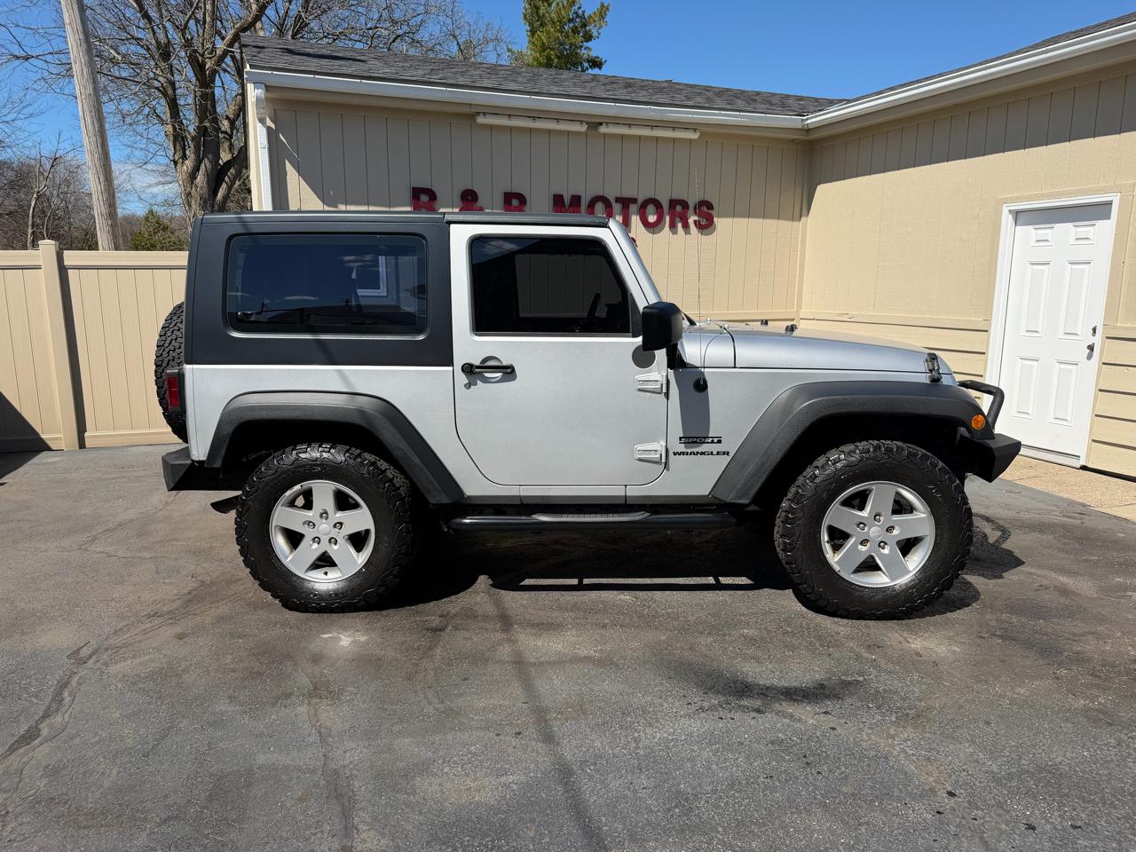 Jeep Wrangler Sport 4WD 2010