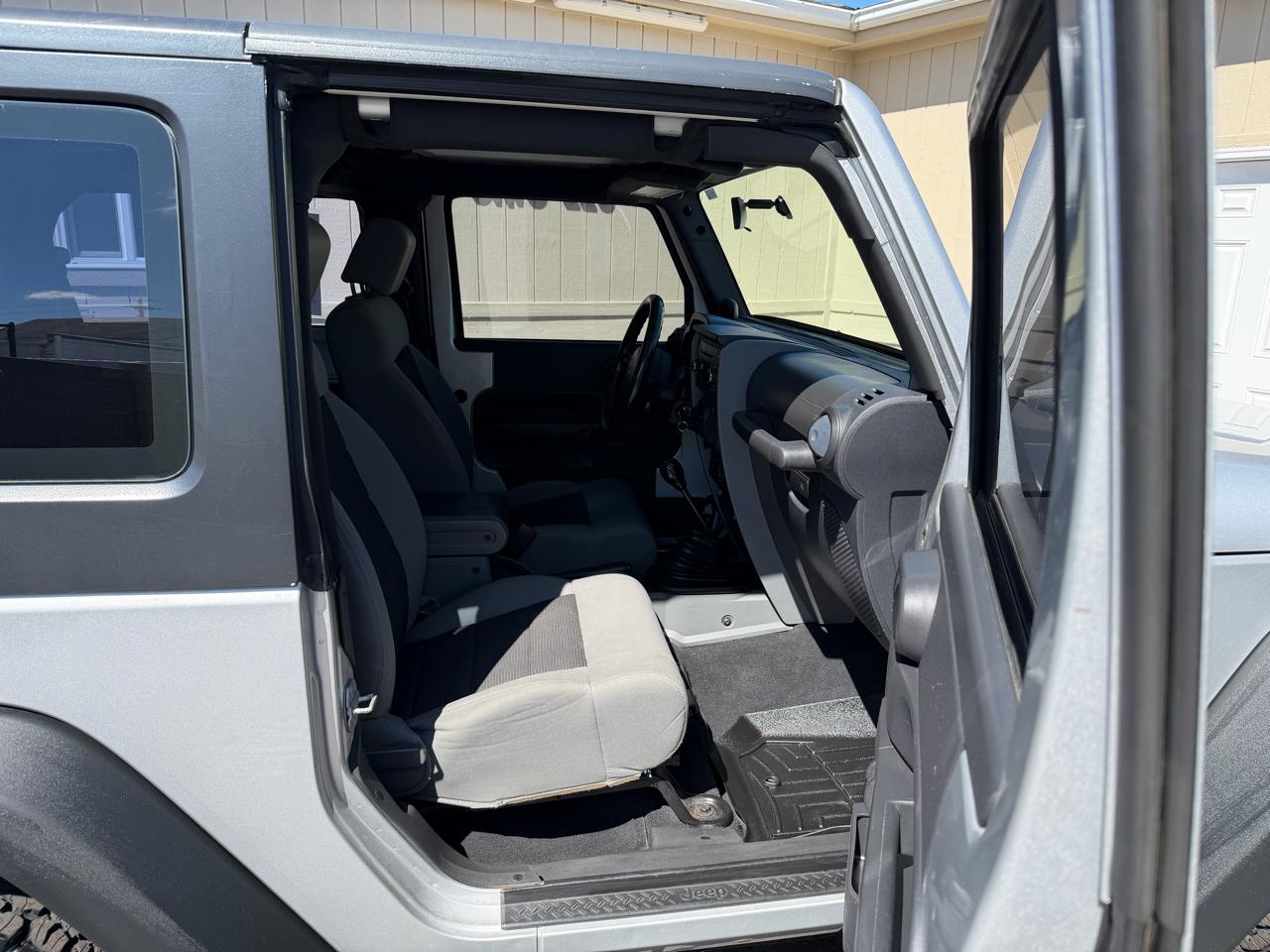 Jeep Wrangler Sport 4WD 2010