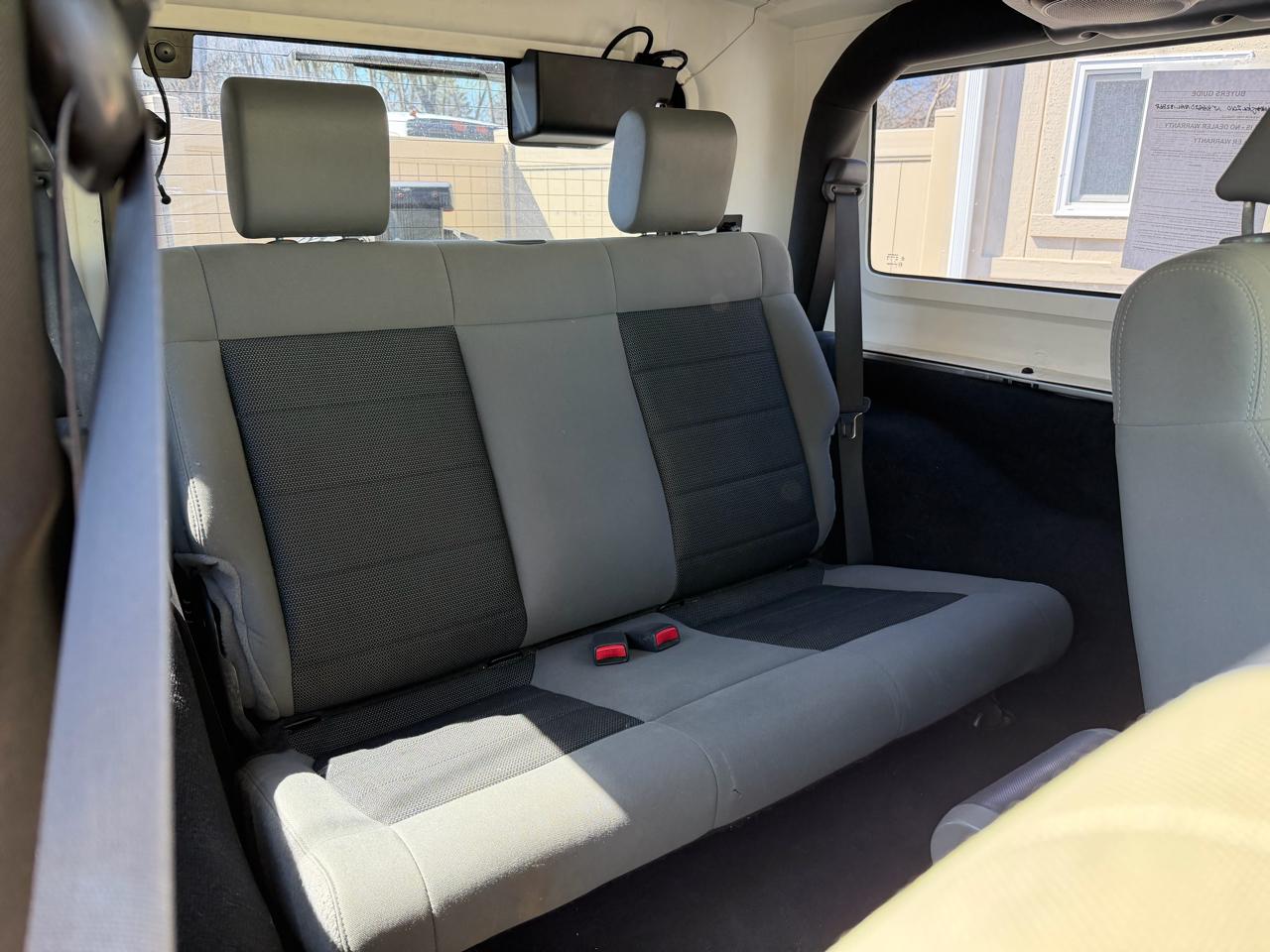 Jeep Wrangler Sport 4WD 2010