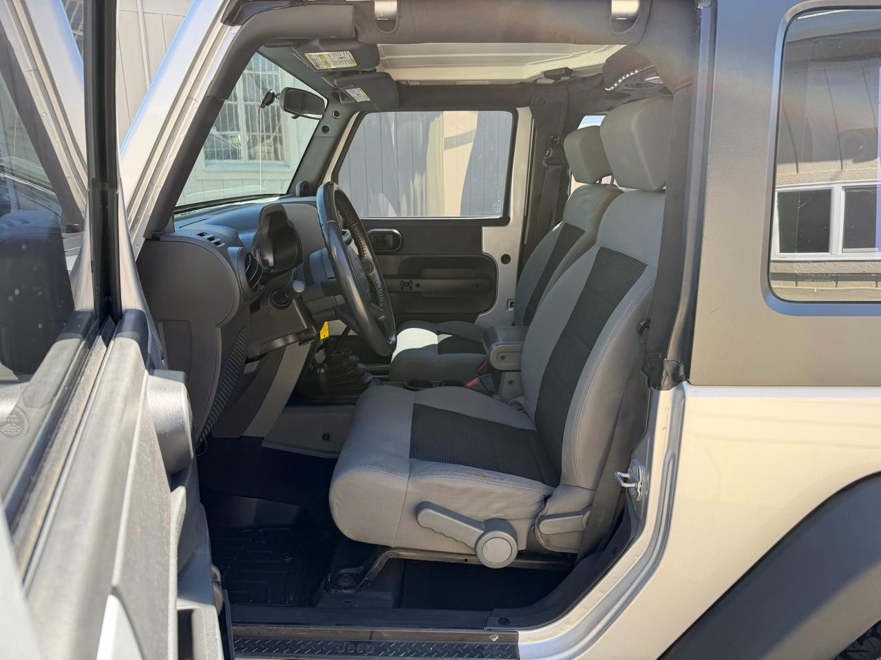 Jeep Wrangler Sport 4WD 2010