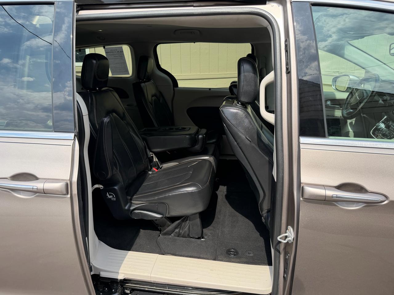 Chrysler Pacifica Touring-L Plus 2017