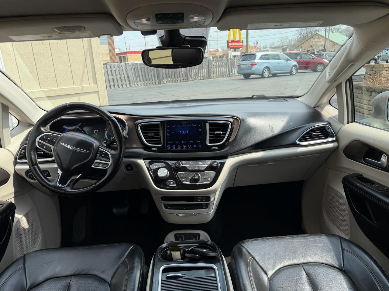 Chrysler Pacifica Touring-L Plus 2017