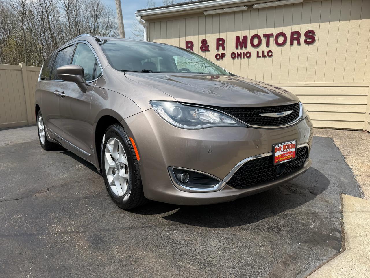 Chrysler Pacifica Touring-L Plus 2017