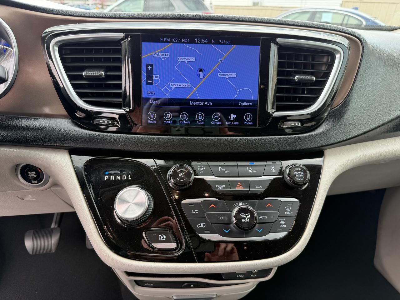 Chrysler Pacifica Touring-L Plus 2017