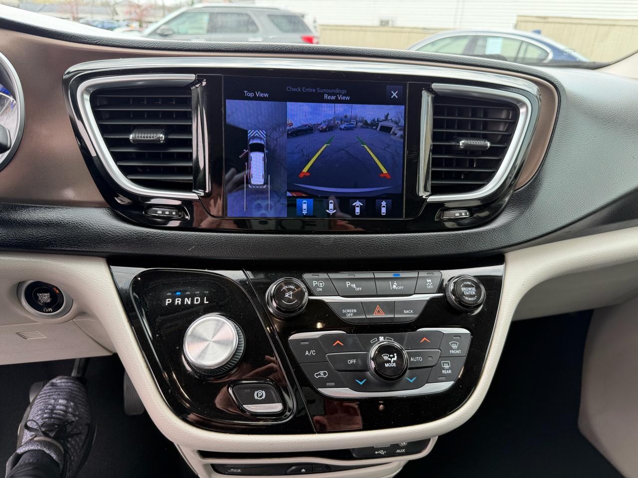 Chrysler Pacifica Touring-L Plus 2017