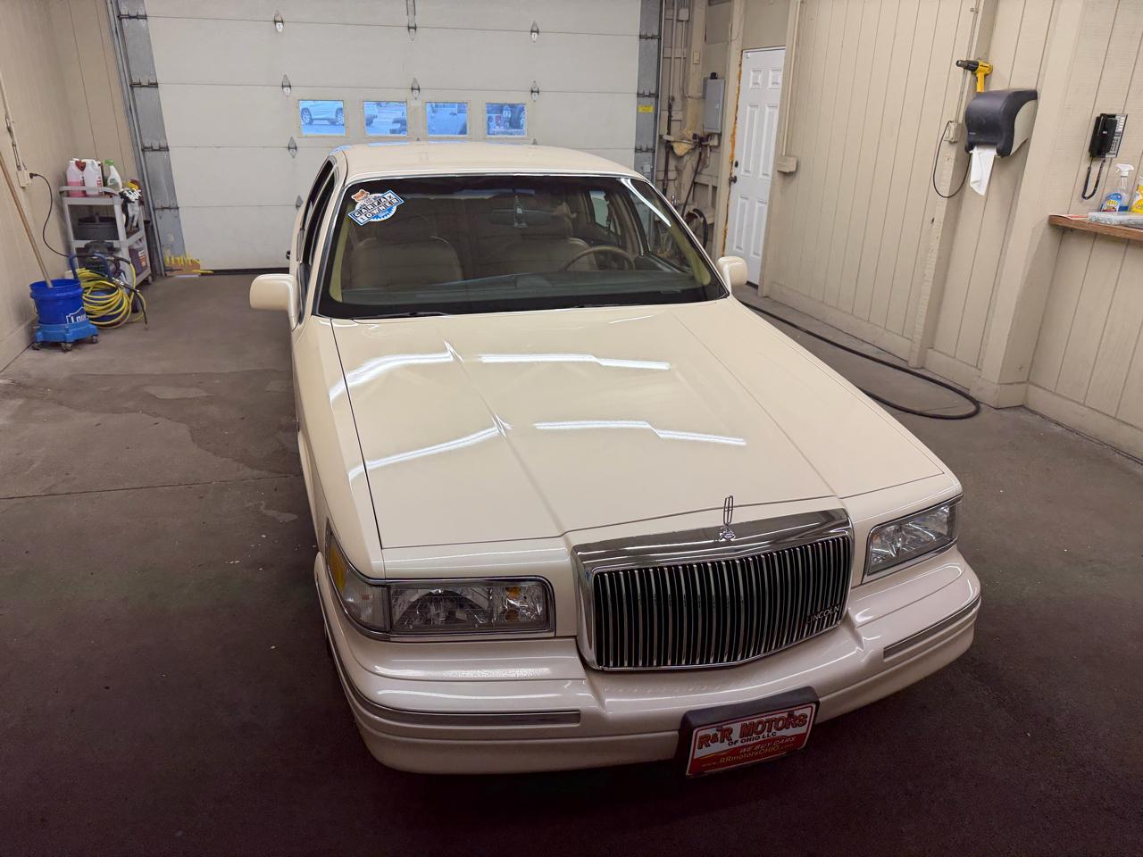 Lincoln Town Car Signature 1996
