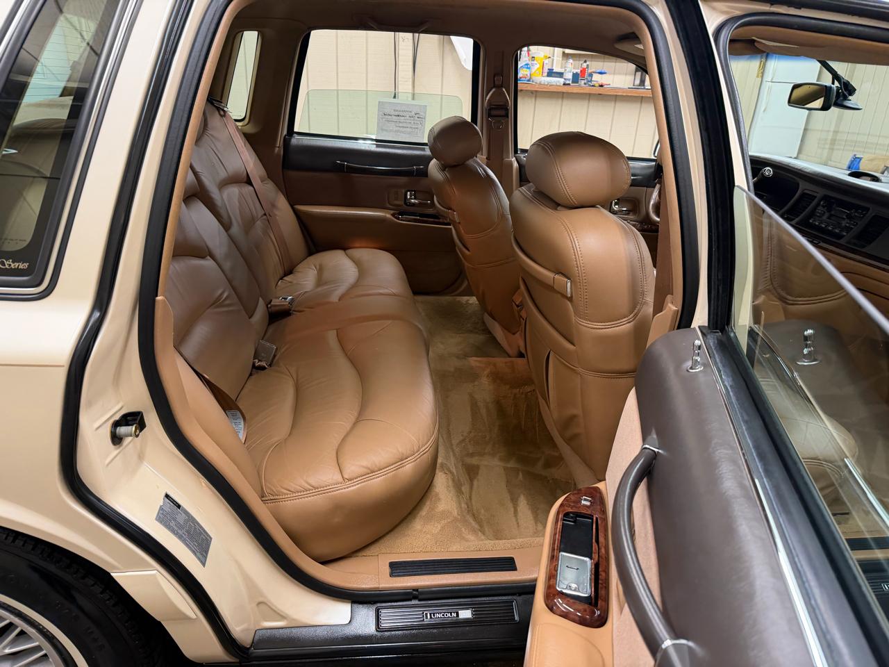 Lincoln Town Car Signature 1996