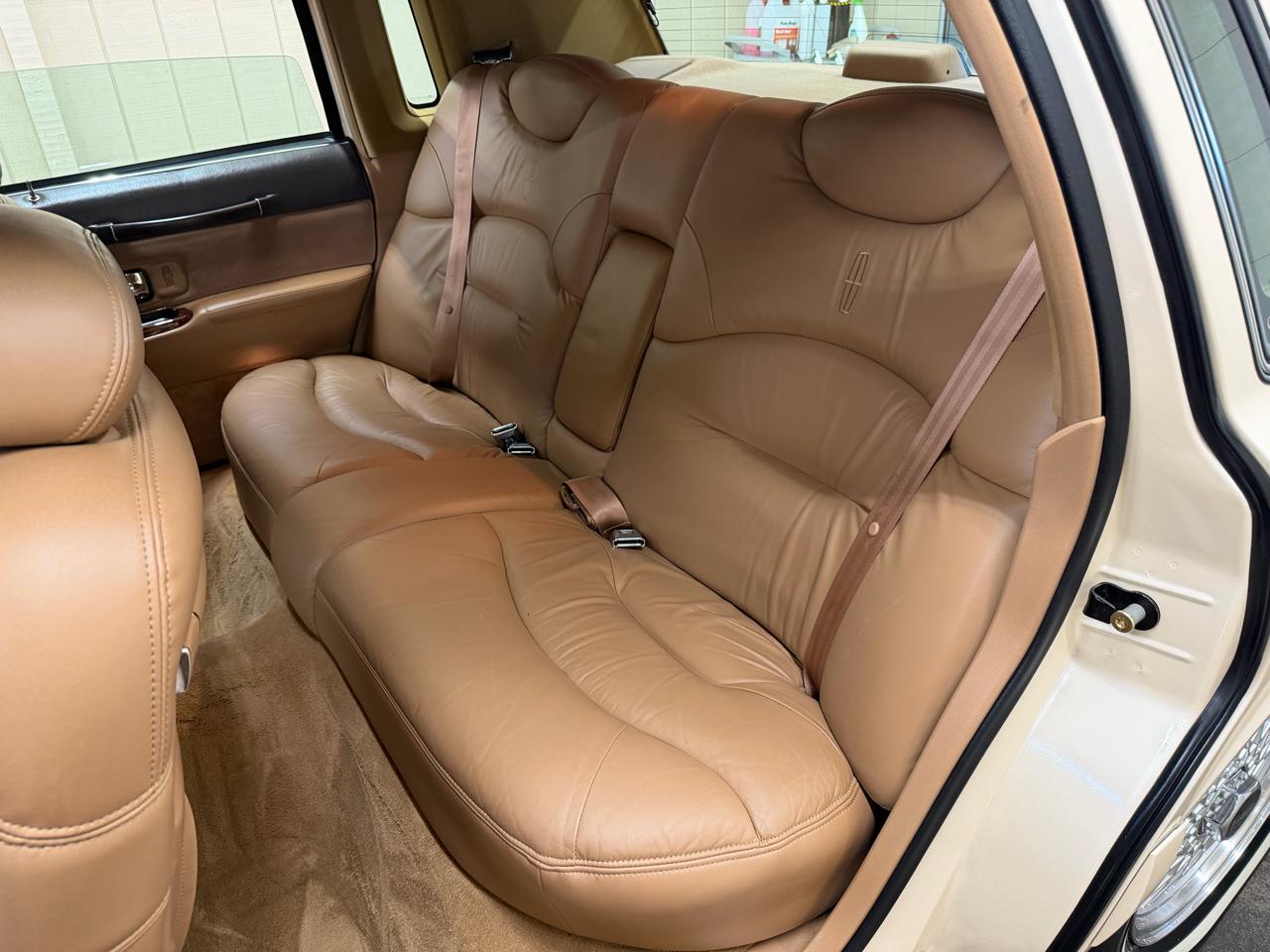 Lincoln Town Car Signature 1996