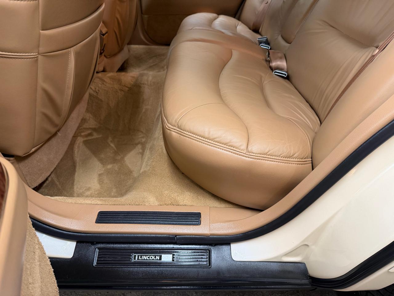 Lincoln Town Car Signature 1996