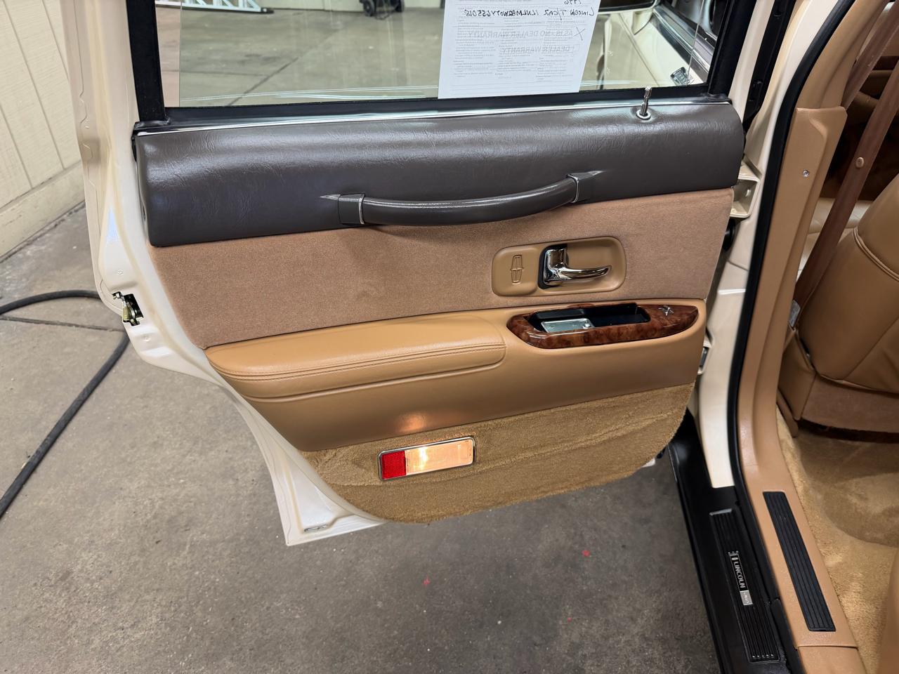 Lincoln Town Car Signature 1996