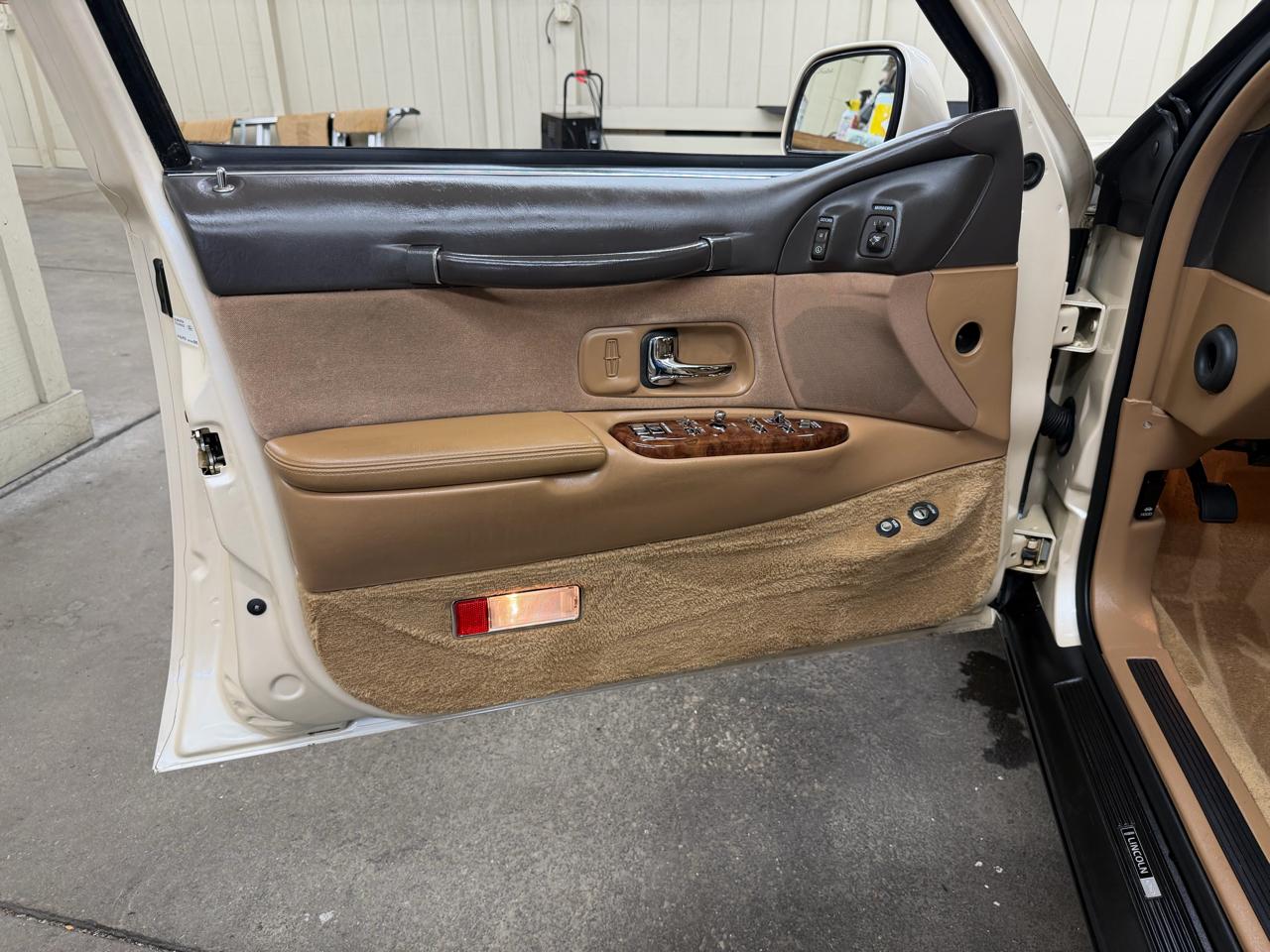 Lincoln Town Car Signature 1996