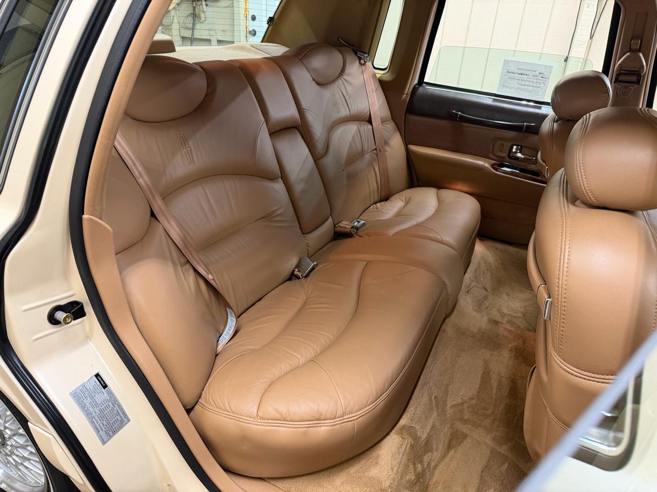 Lincoln Town Car Signature 1996