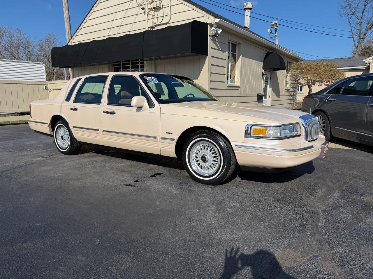 Lincoln Town Car Signature 1996