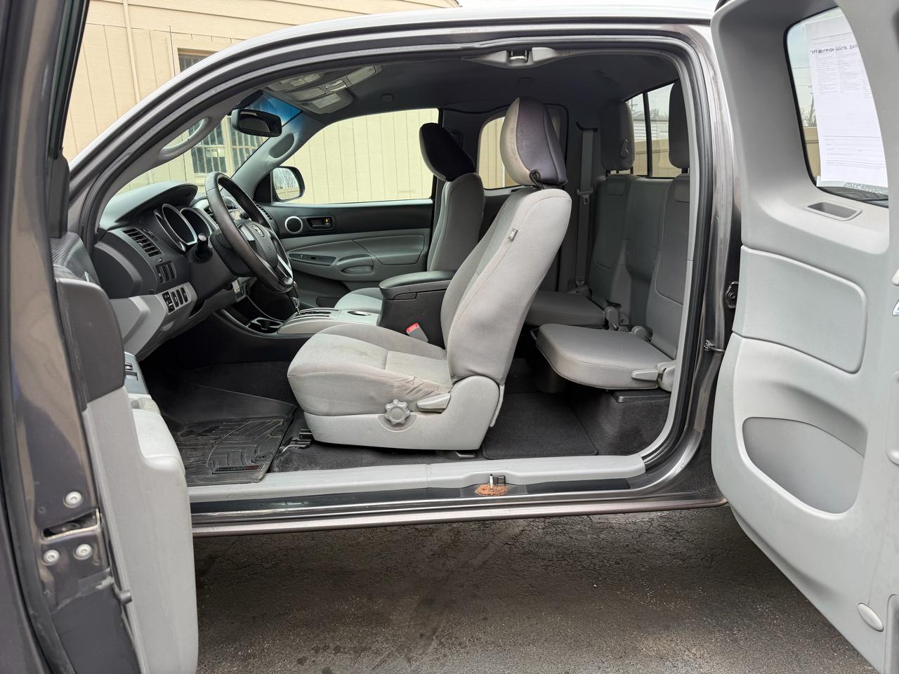 Toyota Tacoma Access Cab V6 Auto 4WD 2012