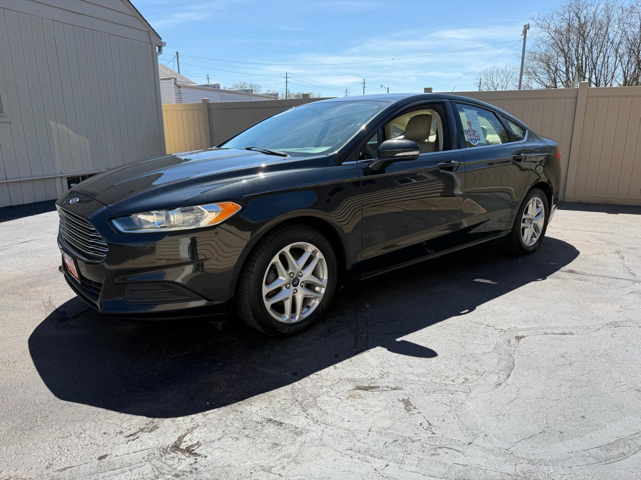 Ford Fusion SE 2014