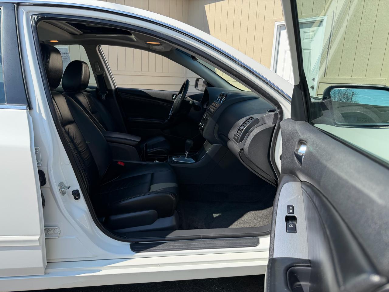 Nissan Altima 2.5 S Sedan 2012