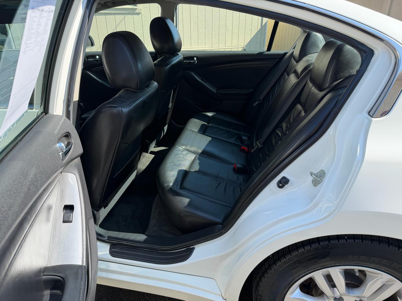 Nissan Altima 2.5 S Sedan 2012