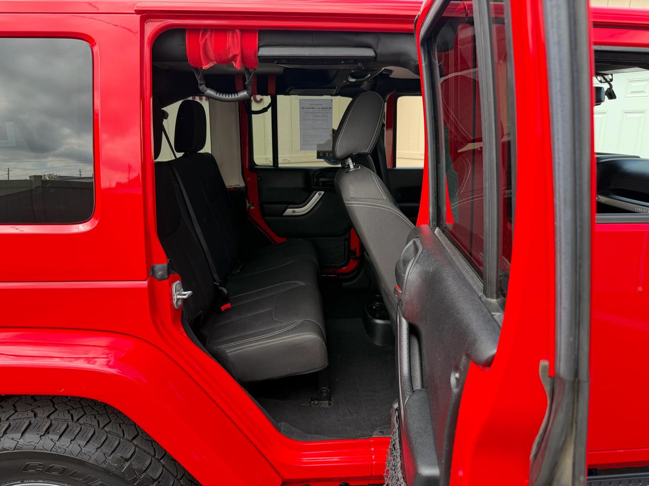 Jeep Wrangler Unlimited Sahara 4WD 2016