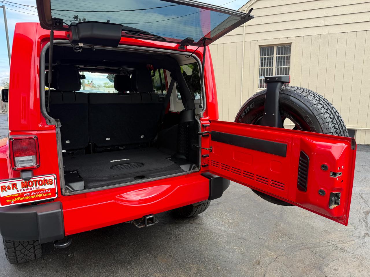 Jeep Wrangler Unlimited Sahara 4WD 2016