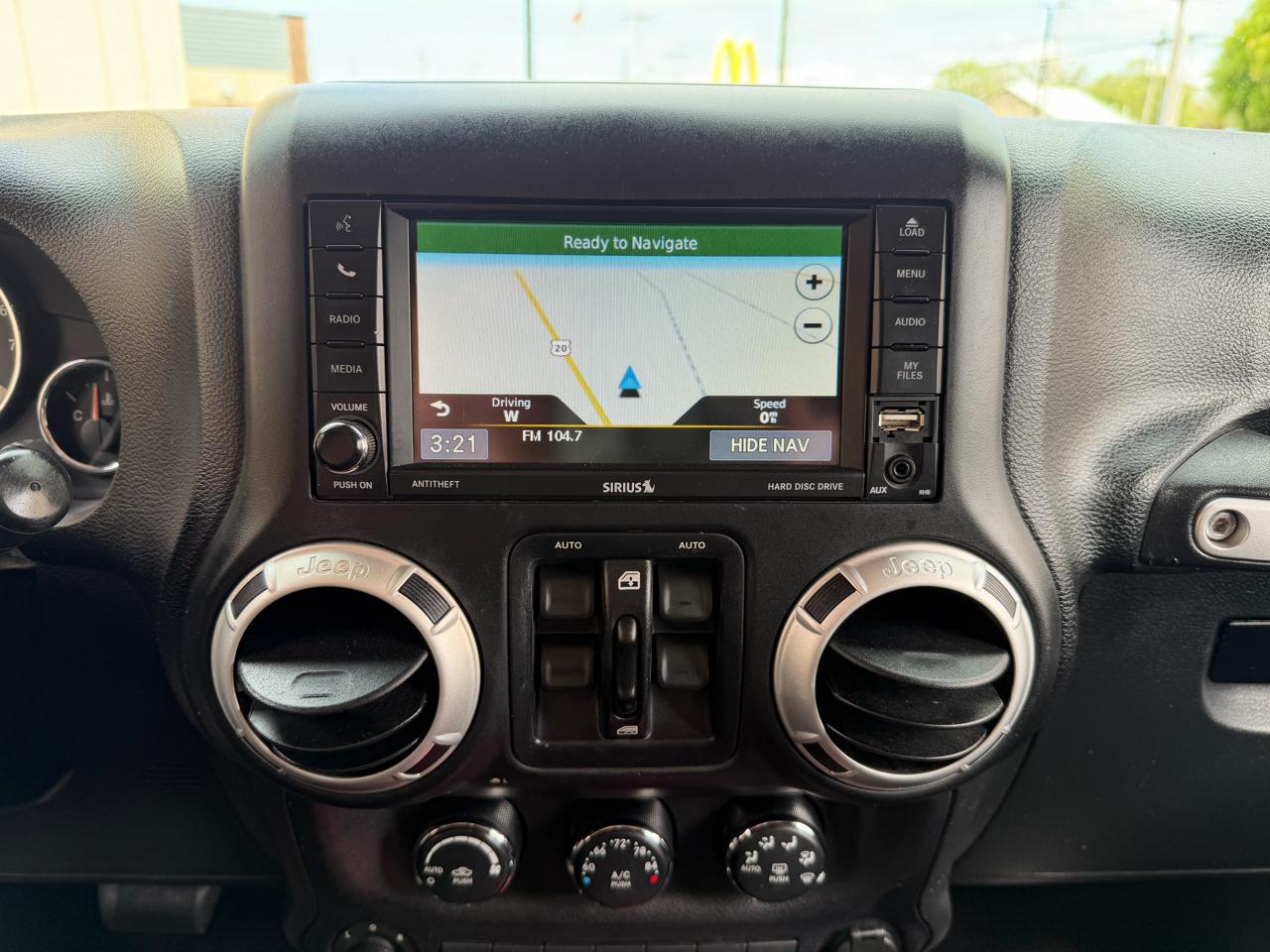 Jeep Wrangler Unlimited Sahara 4WD 2016