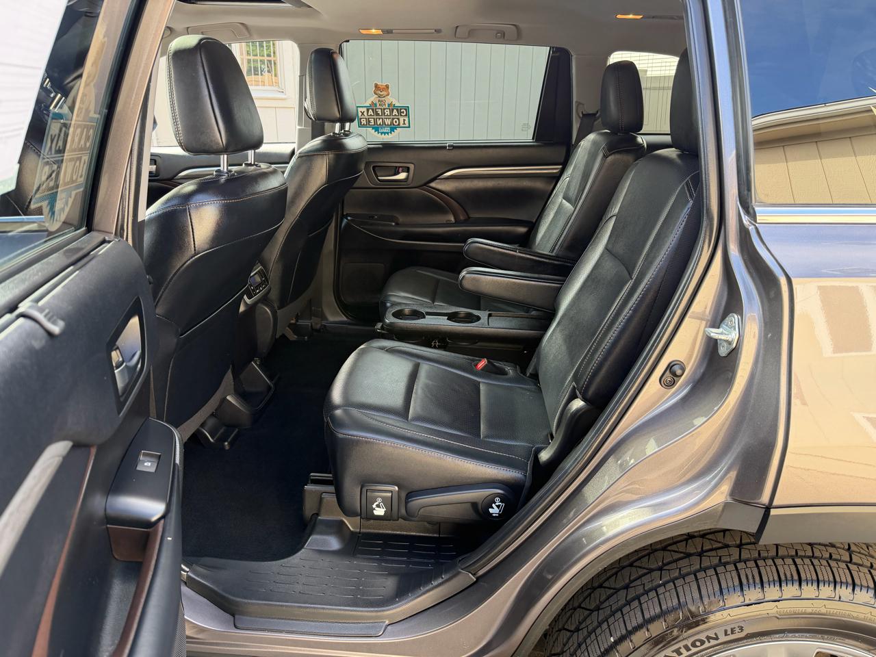 Toyota Highlander Hybrid Limited AWD 2019