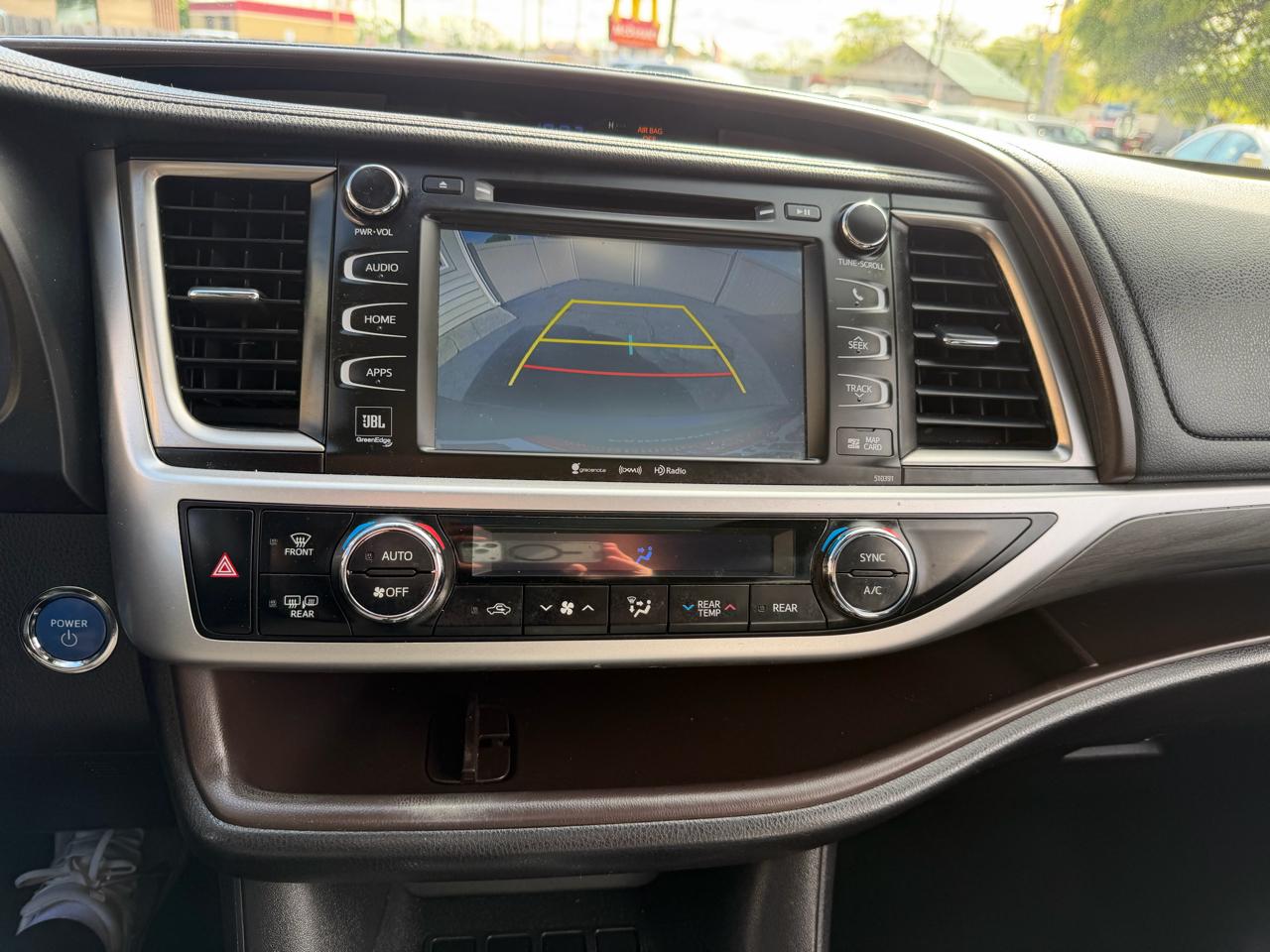 Toyota Highlander Hybrid Limited AWD 2019