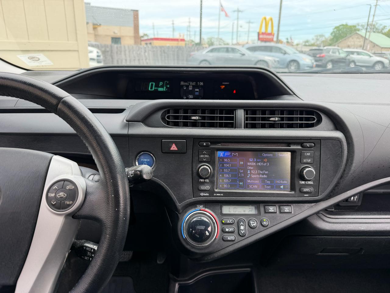 Toyota Prius c Four 2013
