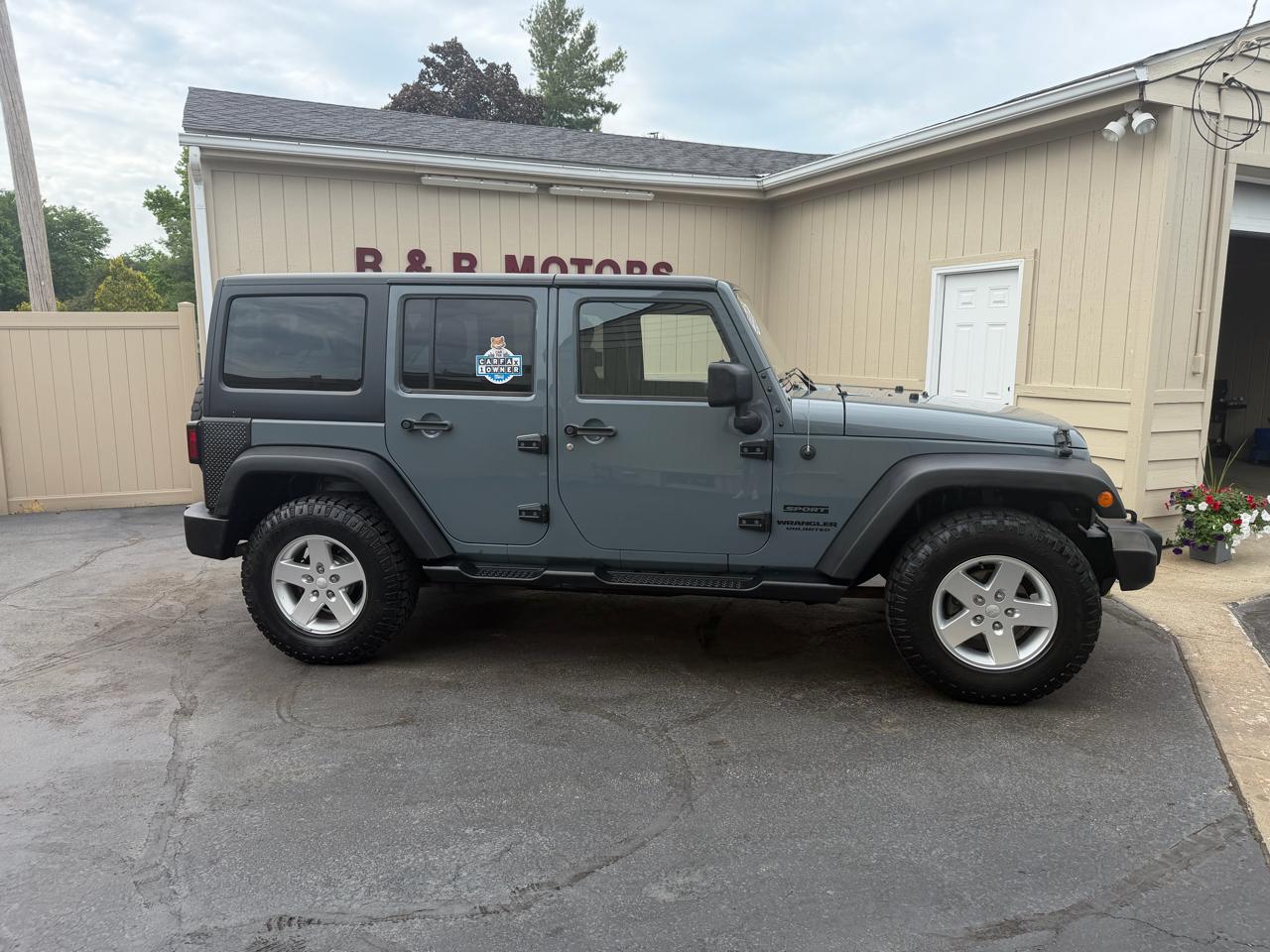 Jeep Wrangler Unlimited Sport 4WD 2015